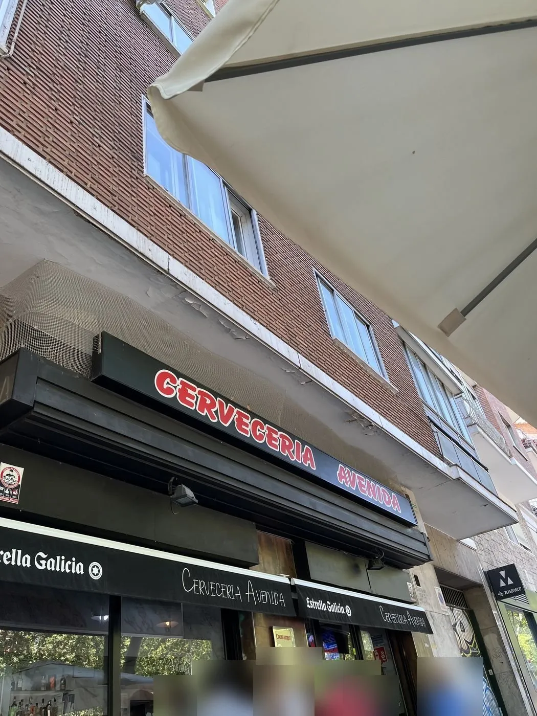 Nuestra fachada en General Perón